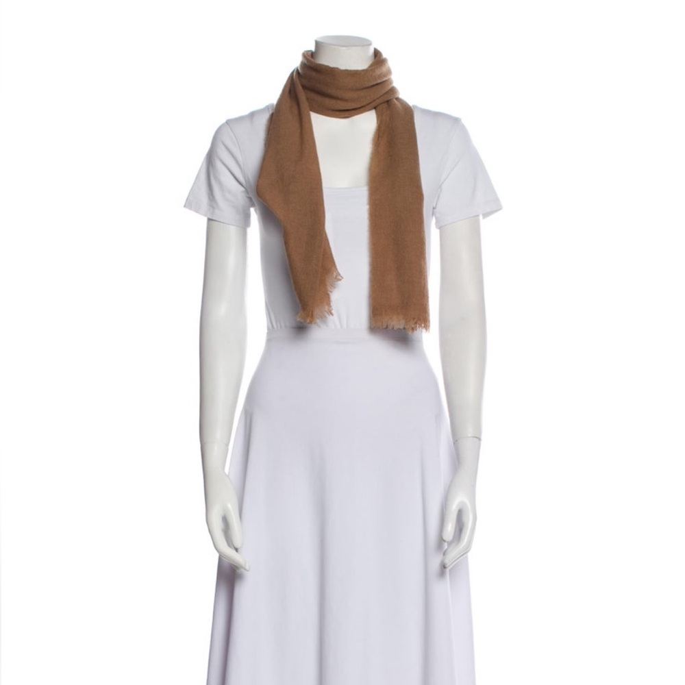 NWT Elegant Tan Falconeri Cashmere Scarf